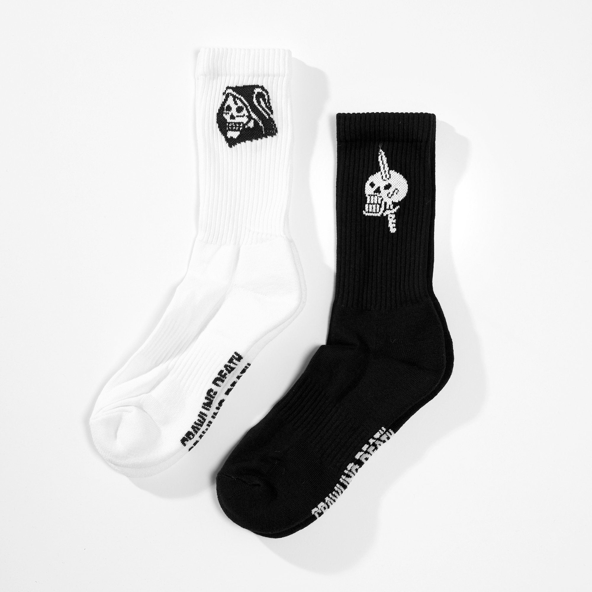 Skull Socks - White