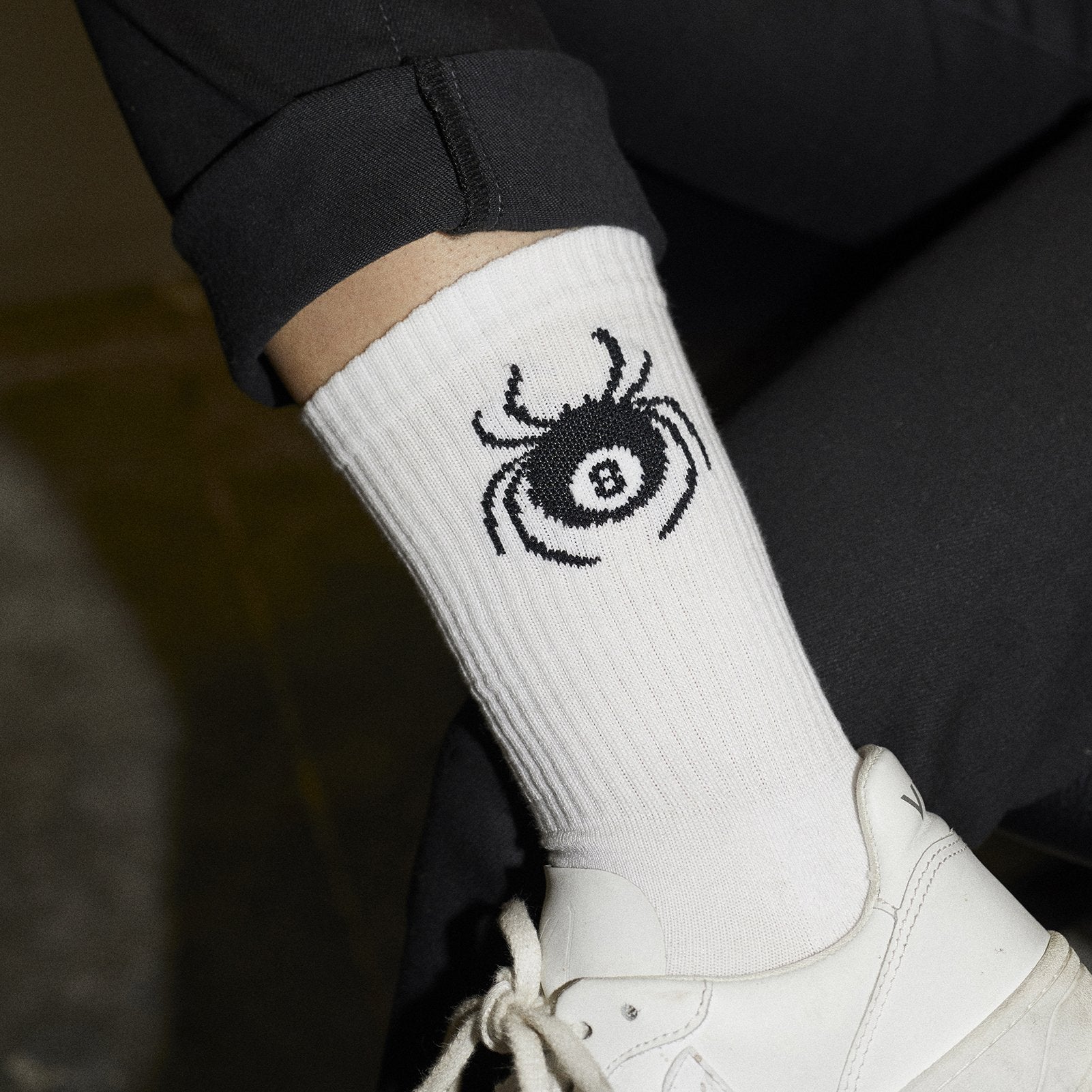 8-Ball Spider Socks - White